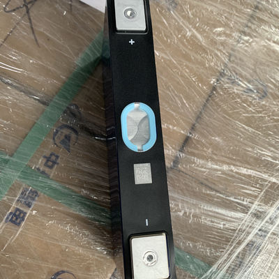 李イオン電池細胞1.85KGSのプリズム リチウム電池RVはNMCのプリズム細胞3.7v 113ahを詰める